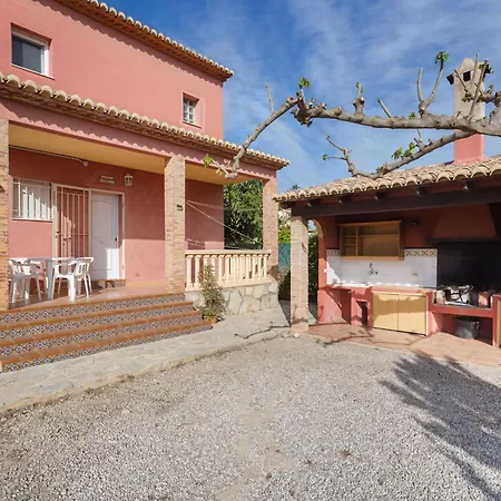 Holiday home Adela Oliva